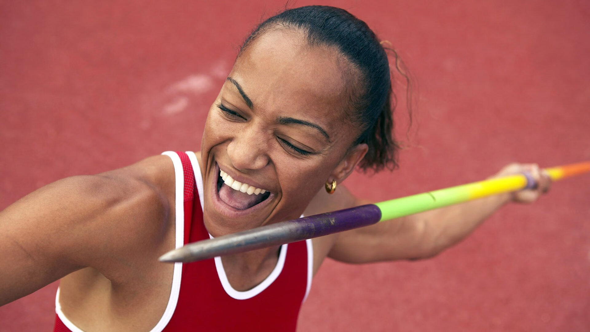 莱万统治全场，荷兰制霸玻利维亚，当足球成为地缘政治的镜像