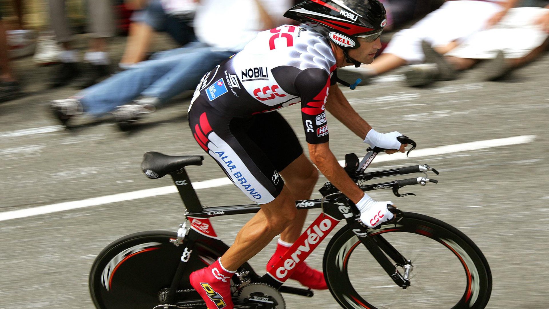 牙买加对阵曼城，迪亚斯，在风暴中心起舞的大场面先生